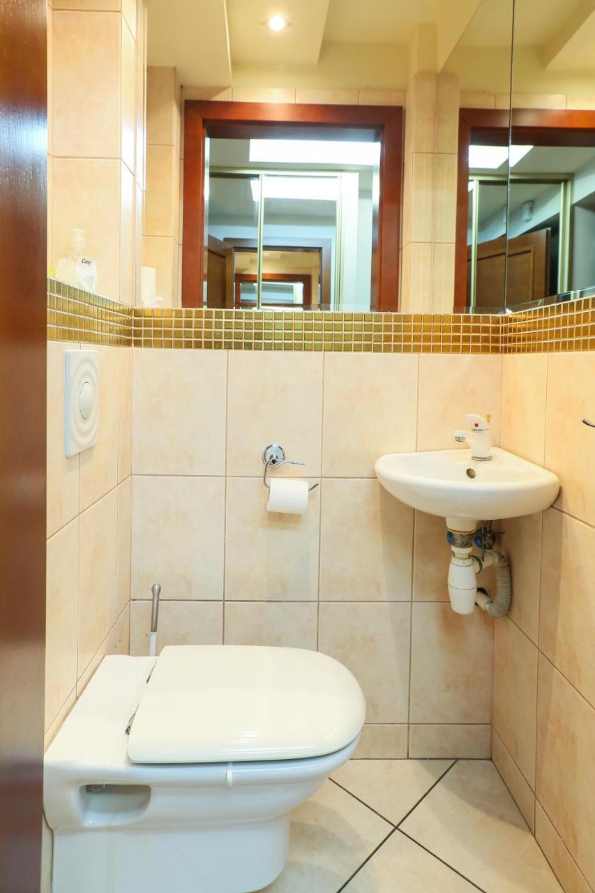 Pokoje Goscinne Czestochowa Ngoại thất bức ảnh